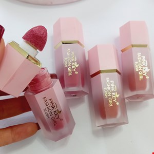 رژگونه مایع پددار